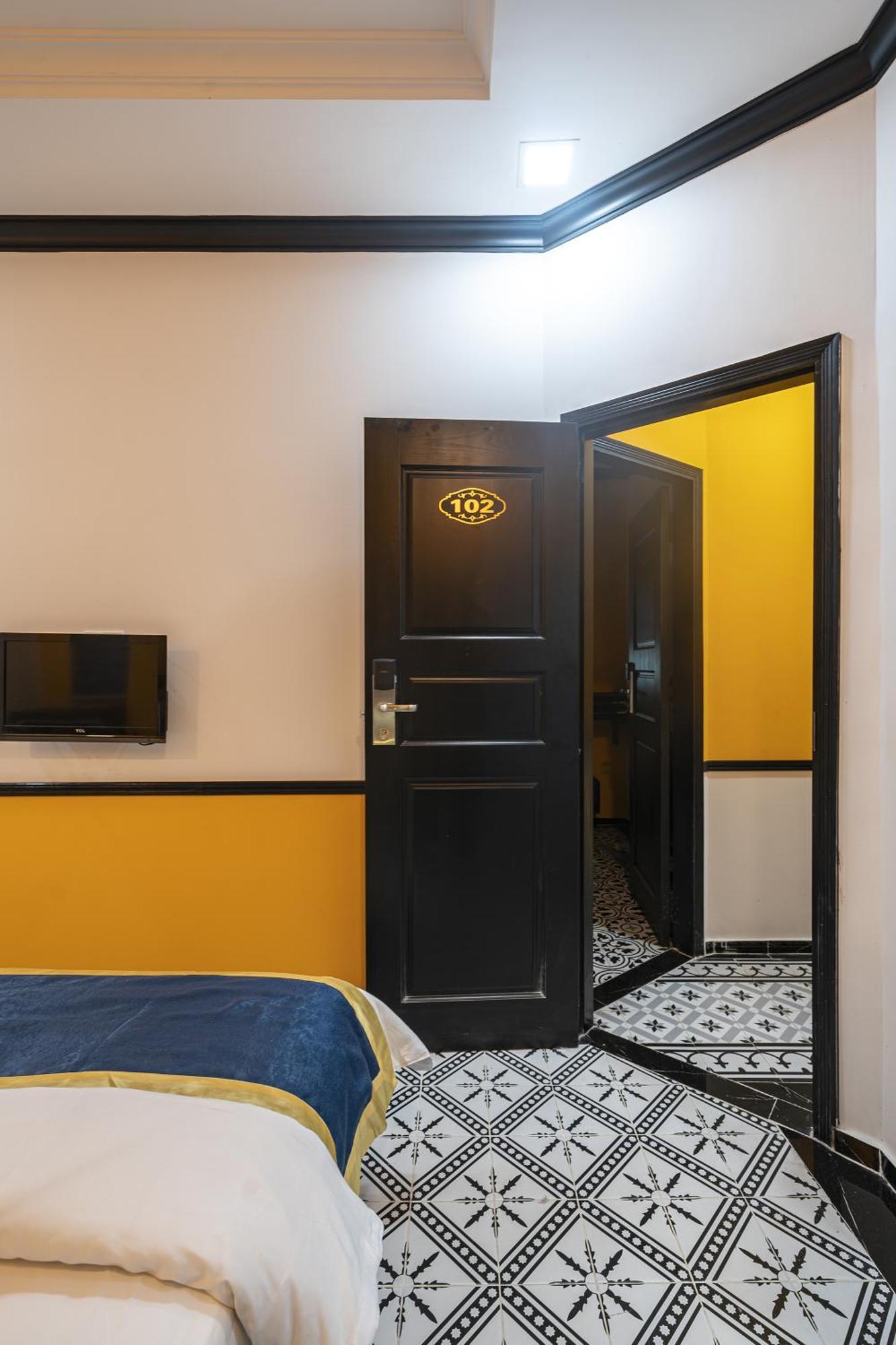 Collection O Vyvy Airport Hotel Ho Chi Minh City Exterior photo
