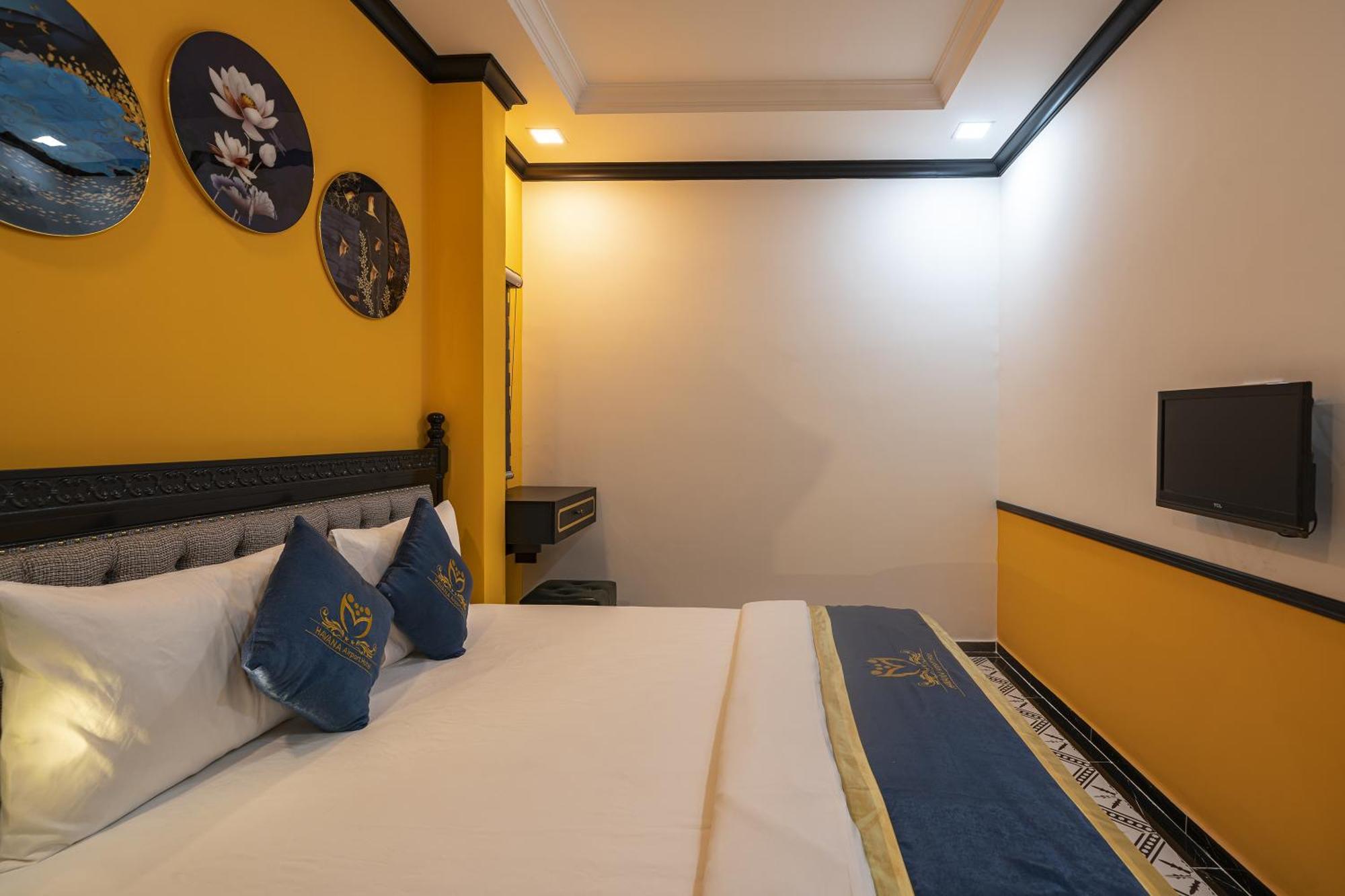 Collection O Vyvy Airport Hotel Ho Chi Minh City Exterior photo